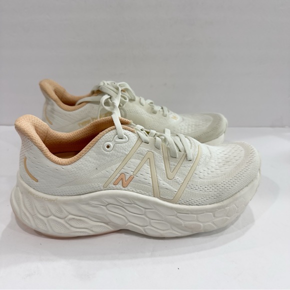 New Balance Women's Fresh Foam X More v4 Running Shoes - Picture 3 of 11